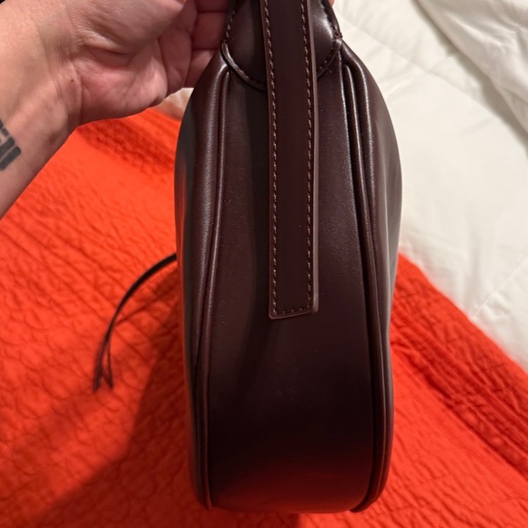 ZARA OVAL BAG BURGUNDY - Picture 12 of 17